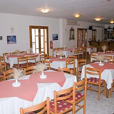 Arsenis Hotel 3*