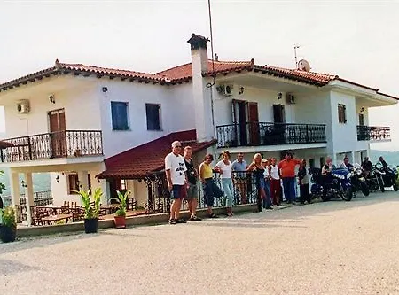 Arsenis Hotel