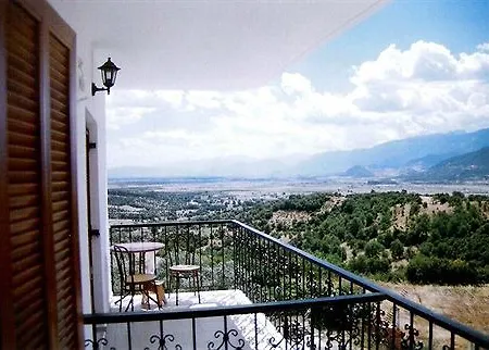 Hotel Arsenis